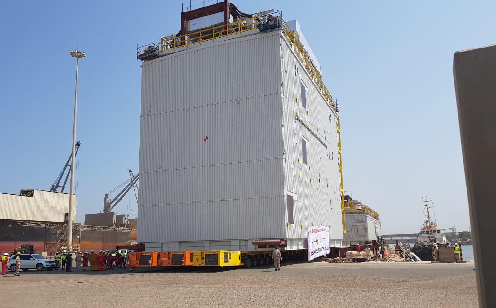 عملية نقل هندسي ثقيل تنفذها هتكو